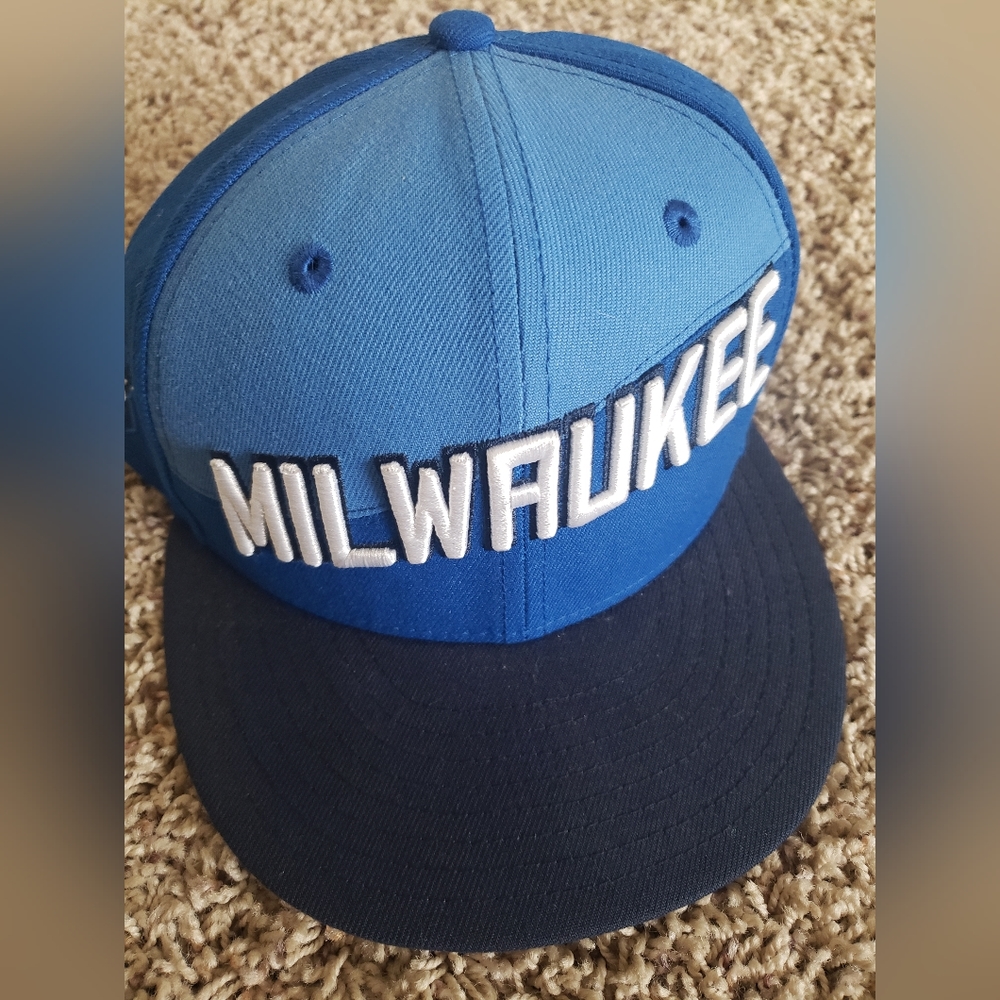 Milwaukee Hat 🧢 - Picture 2 of 7